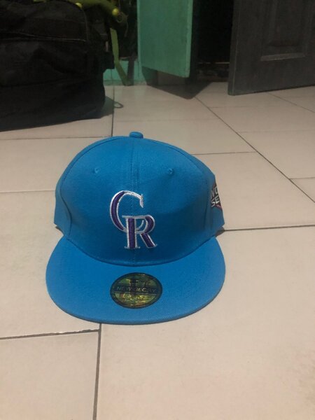 Casquette bleue style Snapback