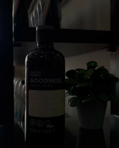 Baylis and Harding A luxurious body wash