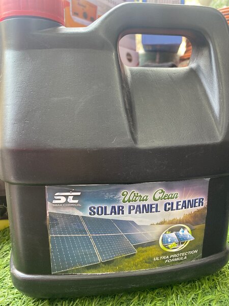 Solar panel cleaner