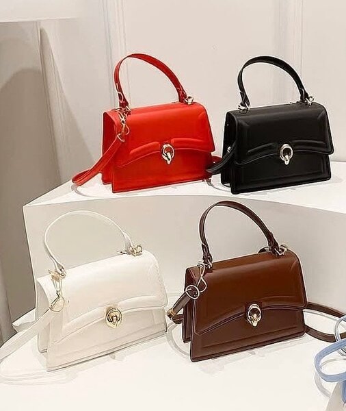 Sac à main élégant en cuir