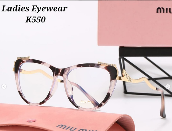 Women's glasses in leopard print miu miu