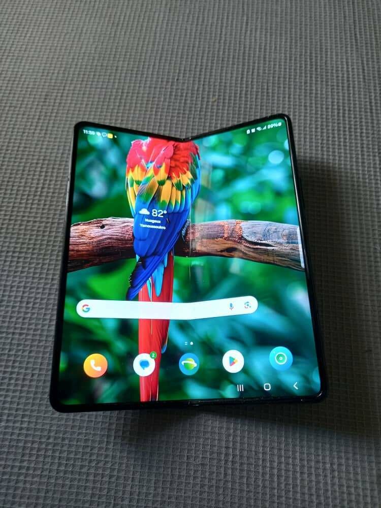 Sumsung fold 4