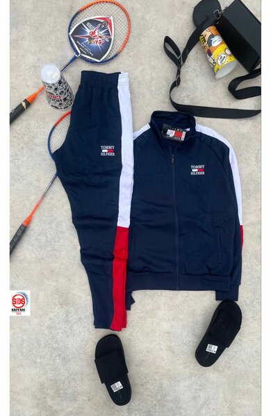 Ensemble de survêtement sportif