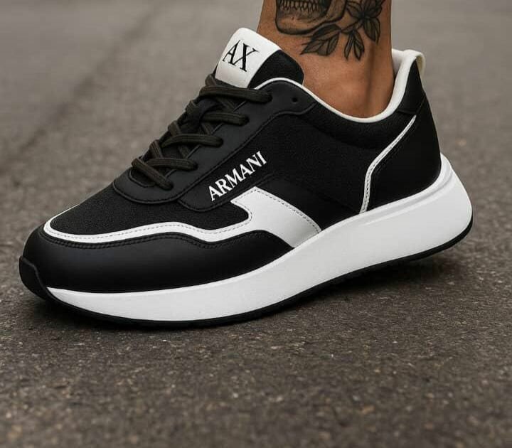 Chaussure ARMANI Noir et Blanc