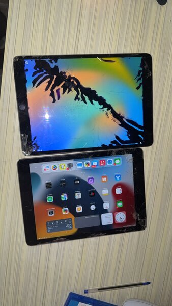 iPads fonctionnels abîmés (2)