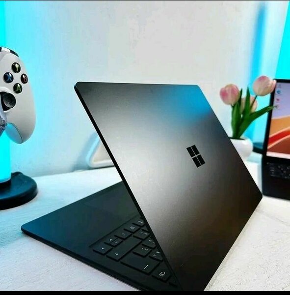 Ordinateur Portable Dell et Microsoft