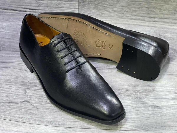 Soulier en cuir