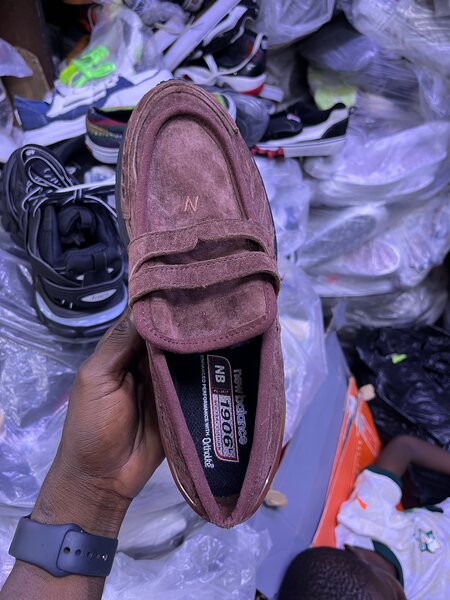 Chaussures en daim marron confortables