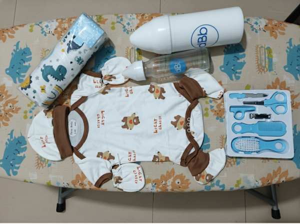 Ensemble naissance bébé garçon