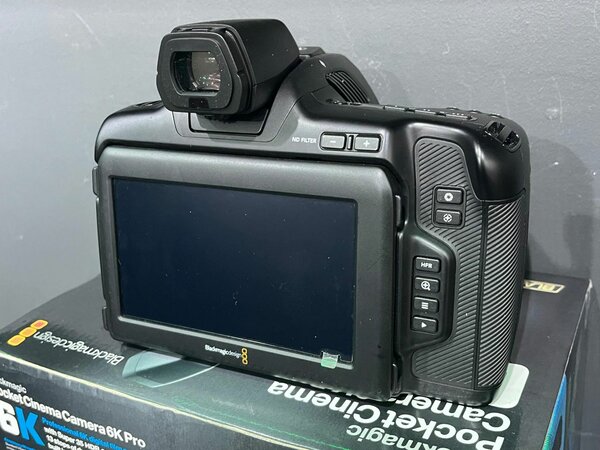 Blackmagic Pocket Cinema 6K Pro