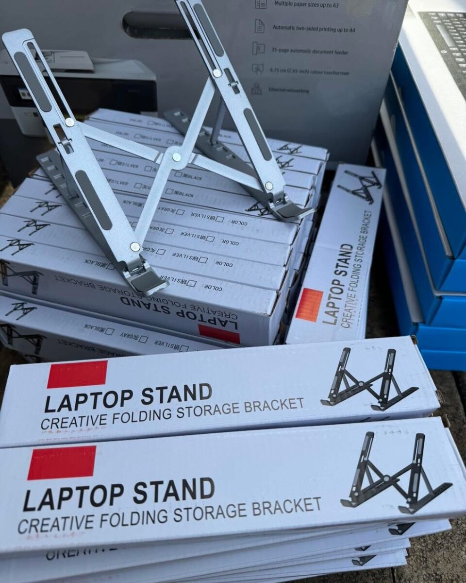 Laptop stands