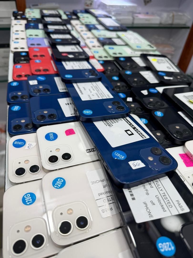 iPhone 12 simple 64gb