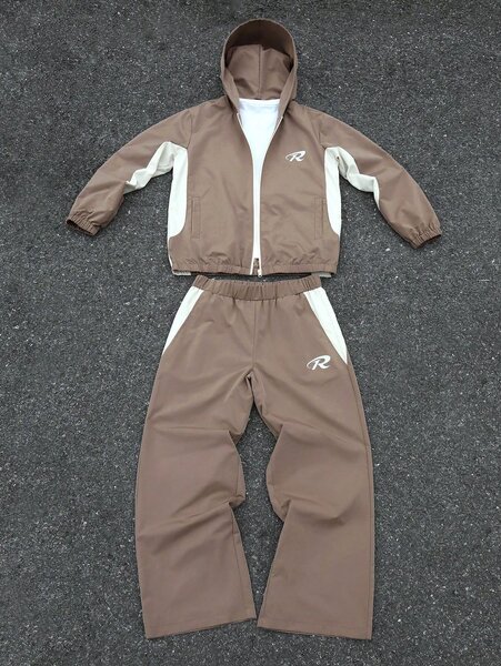 Ensemble survêtement tricoté