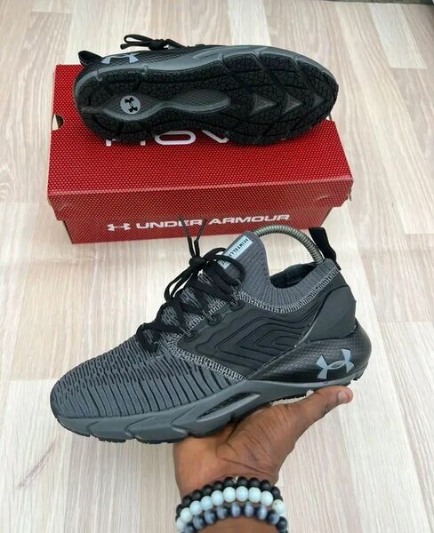 Chaussure hovr