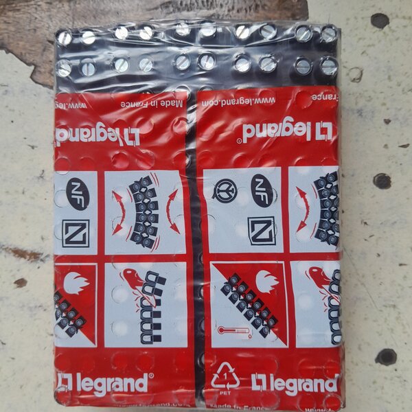 Legrand 034217 domino