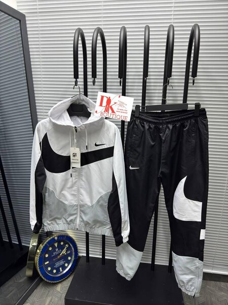 Survêtement nike