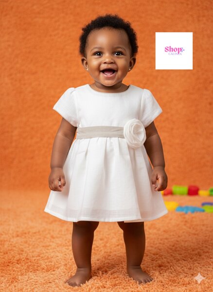 Robe Bébé Blanche Élégante