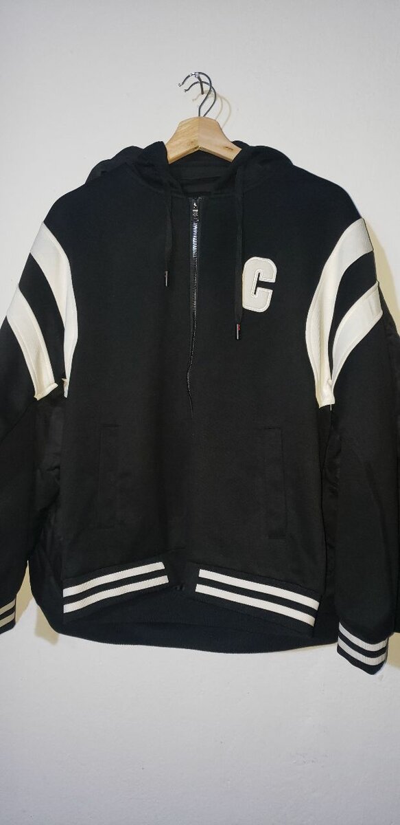 Veste Homme Noir à Capuche