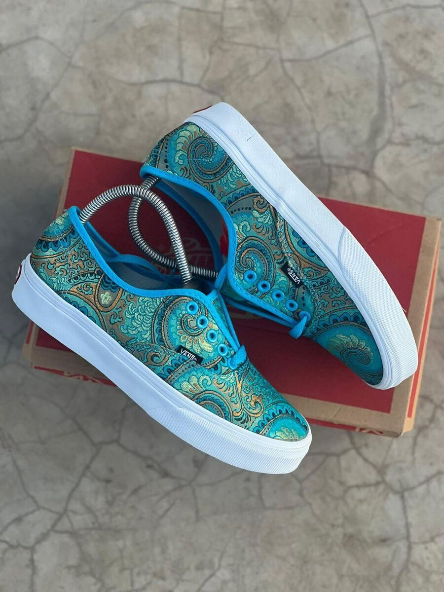 Chaussures Vans authentic