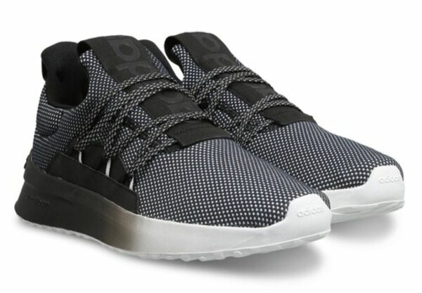 NEW ADIDAS MENS SNEAKER.