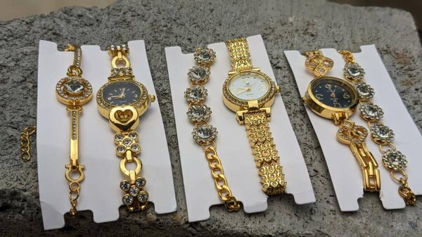 Ladies wrist watches