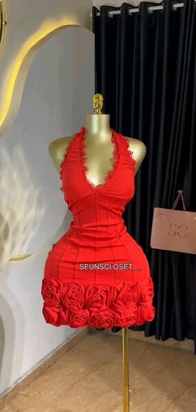 Robe rouge glamour pour femmes