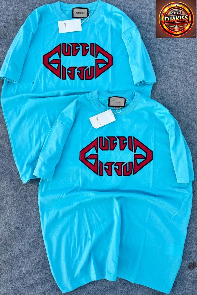 T-shirt bleu imprimé tendance