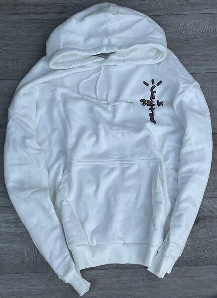 Sweat à capuche style urbain