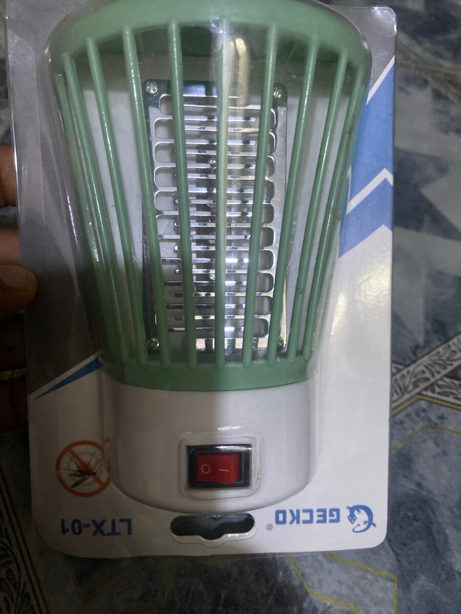 Lampe anti-moustiques électrique