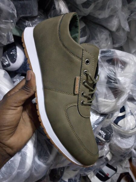 Baskets mode pour hommes