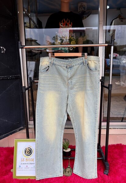 Jeans délavés tendance homme