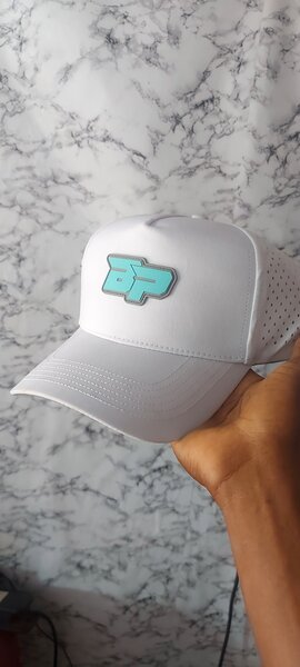 Casquette blanche logo