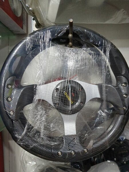 Universal Straining Weel