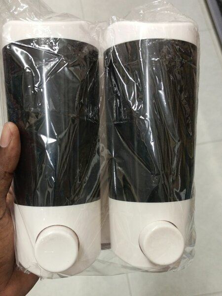 Distributeur de savon double