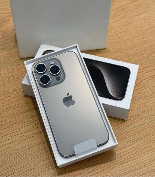 iPhone 15 Pro - Multi-Color