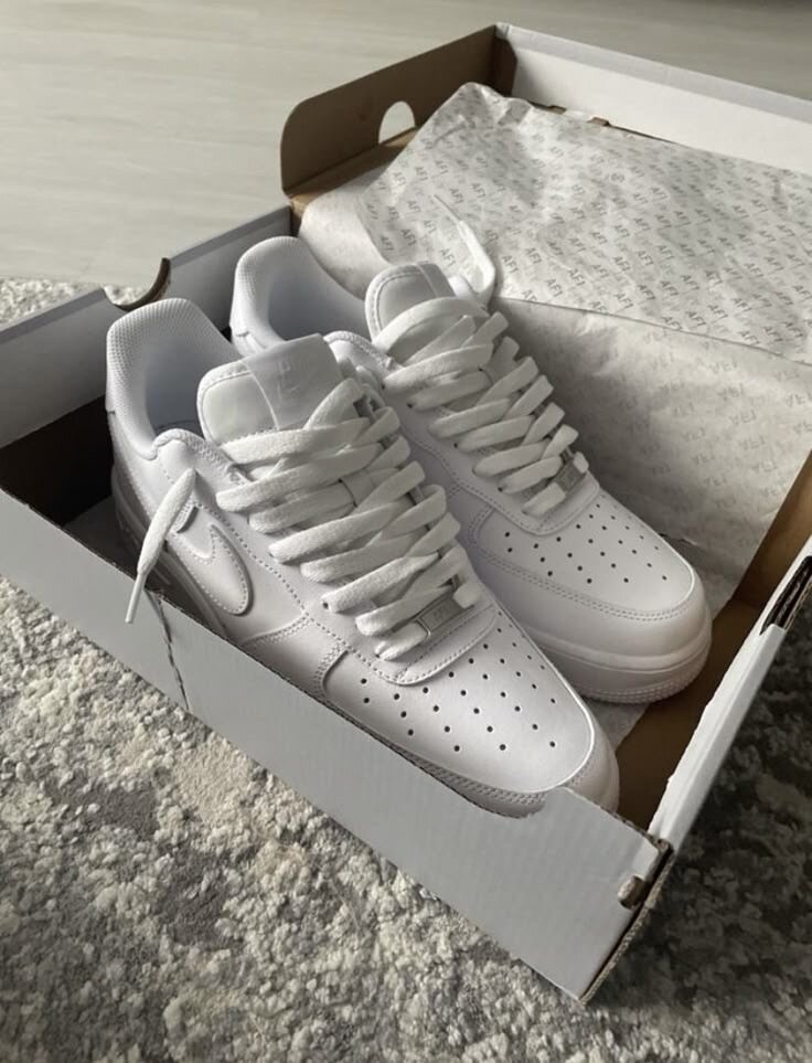 Air Force avec son carton