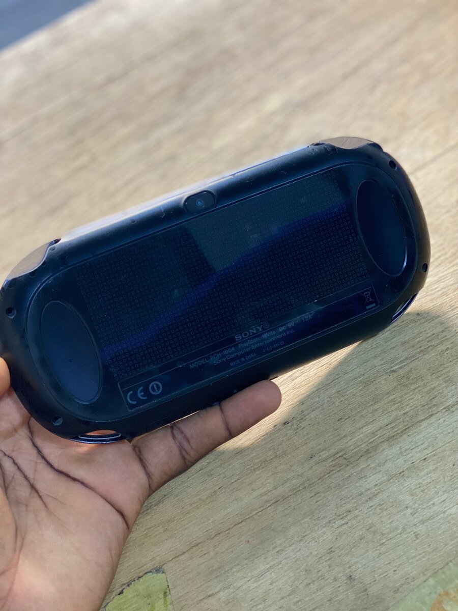 Sony PlayStation Vita - Console de jeu portable