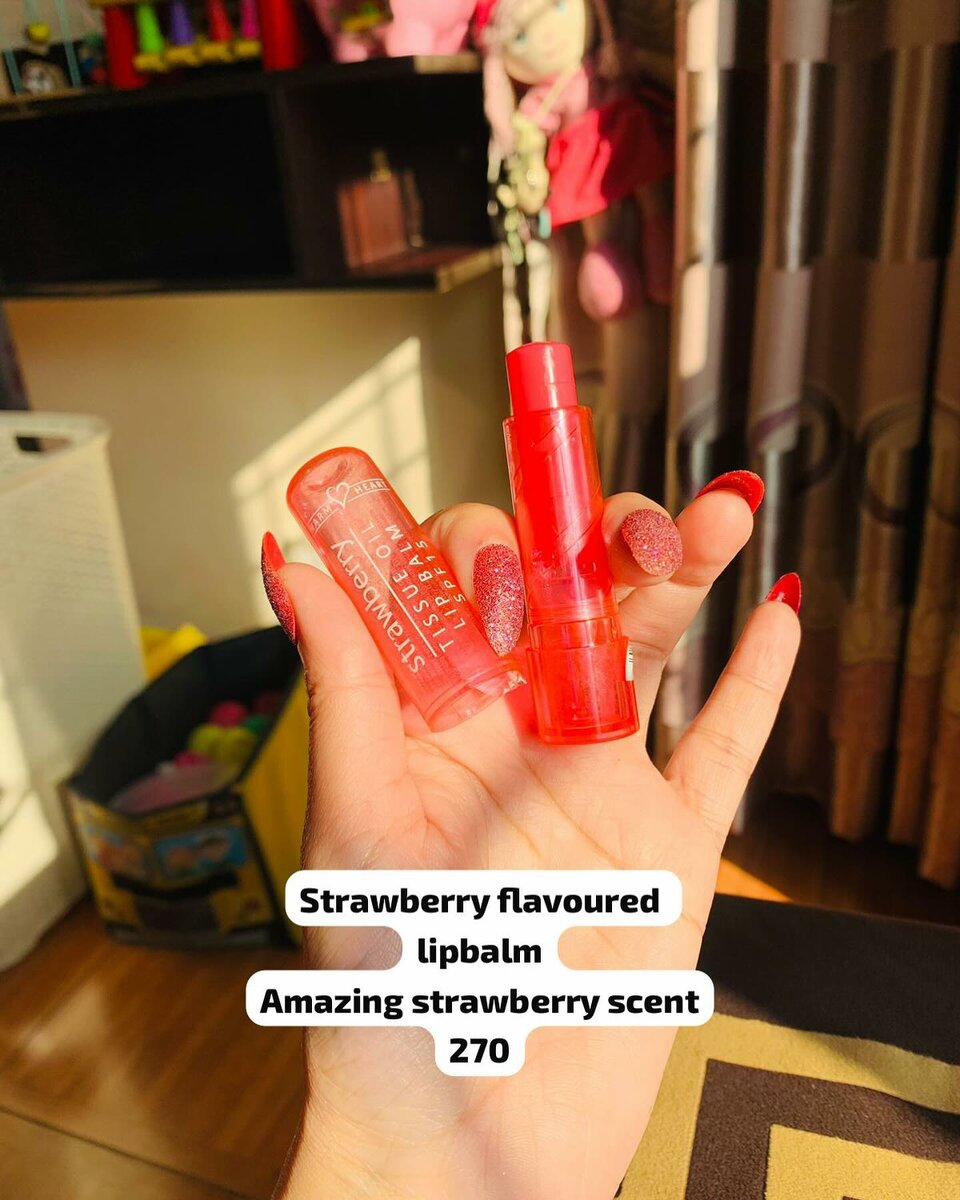 Strawberry lipbalm 