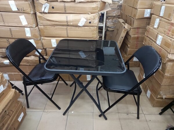 Table pliante moderne carrée