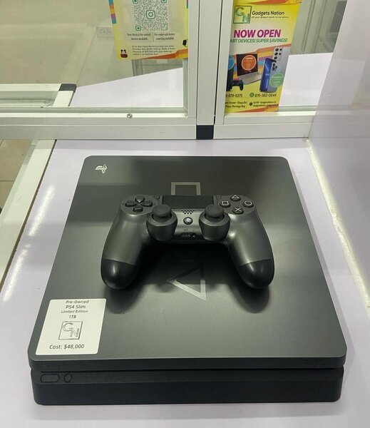 PS4 Slim
