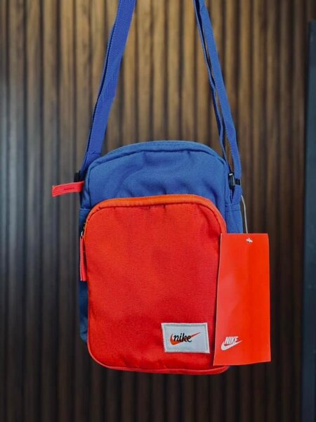 Nike heritage sling bag