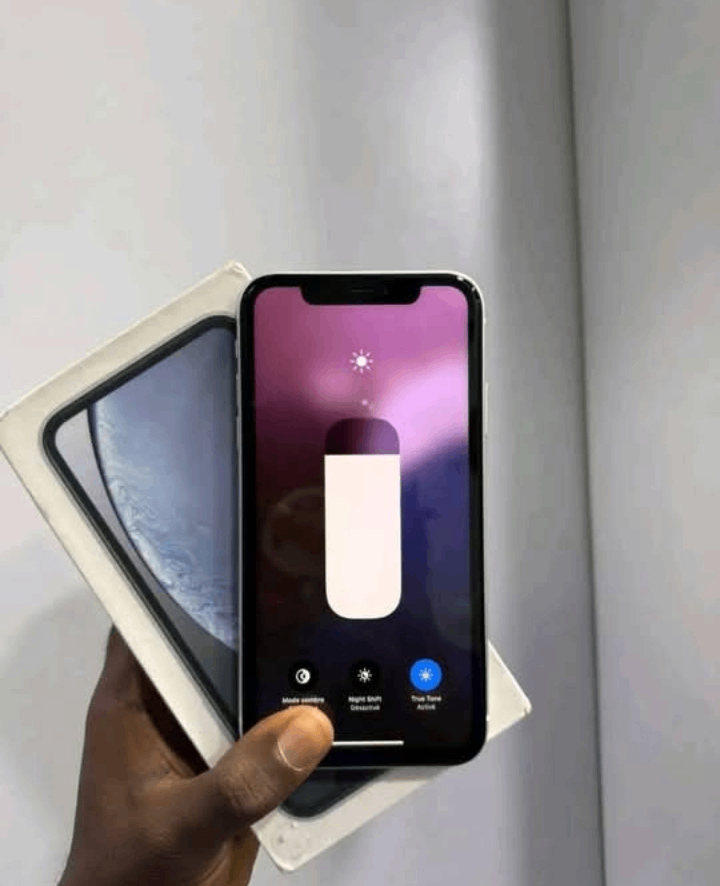 Smartphone avec boîte