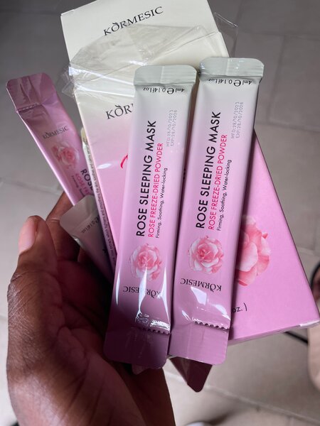 Masque de Nuit à la Rose