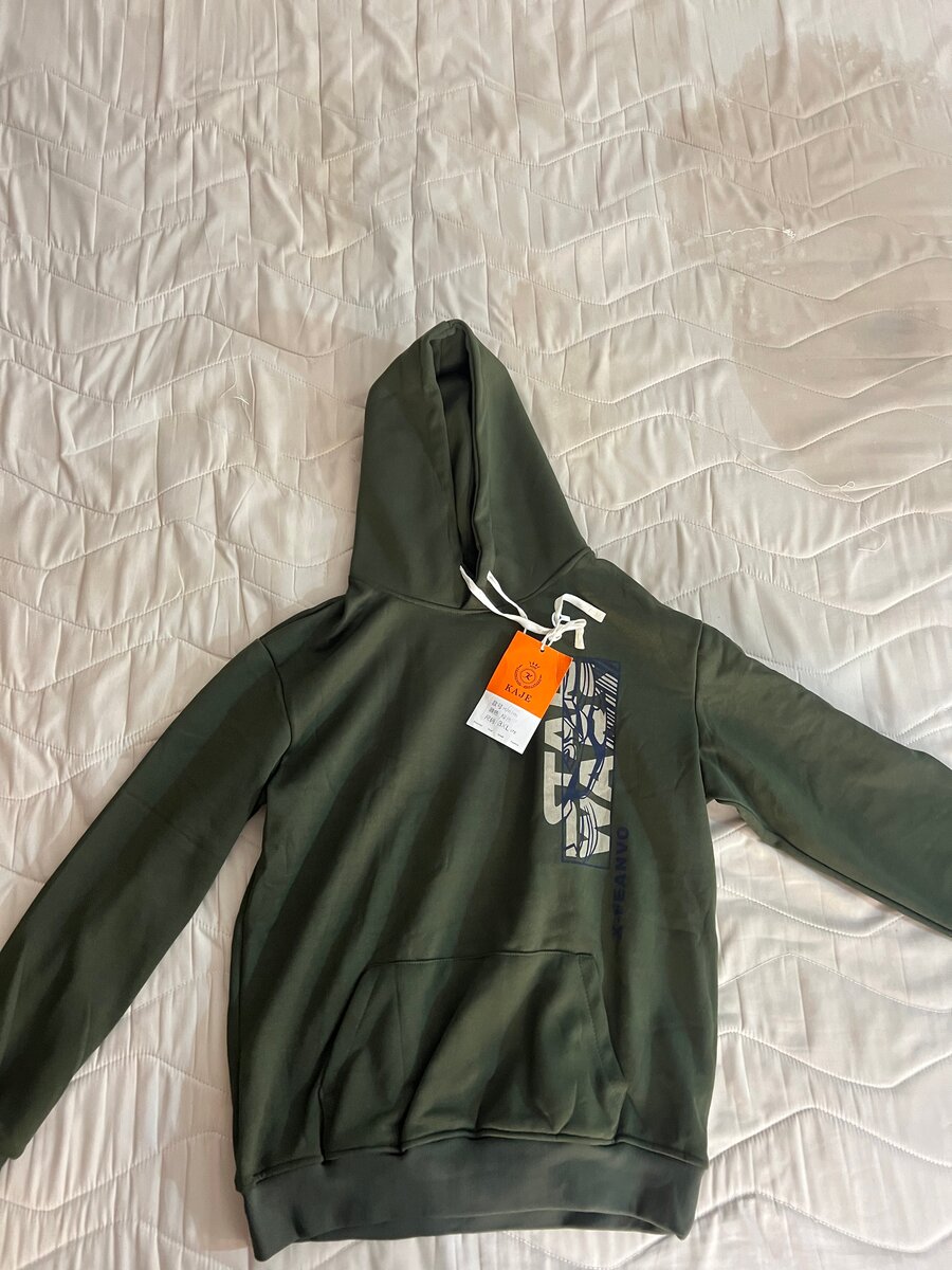 Sweat à capuche stylé