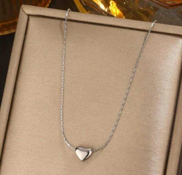 Heart necklace