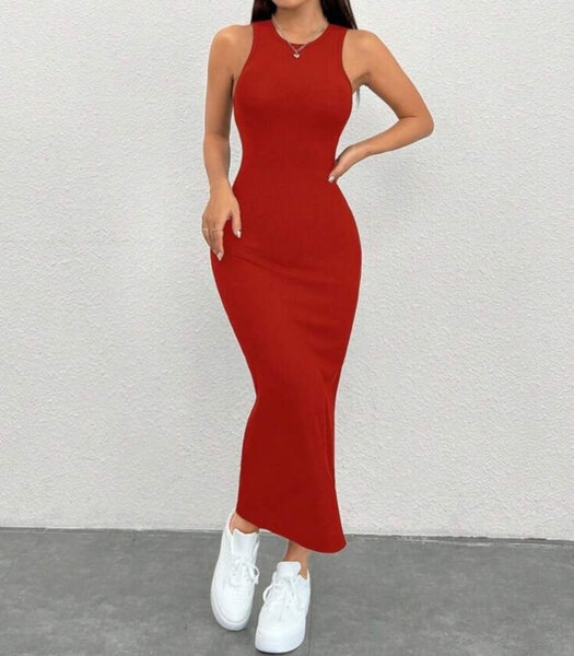 Robe Rouge Élégante