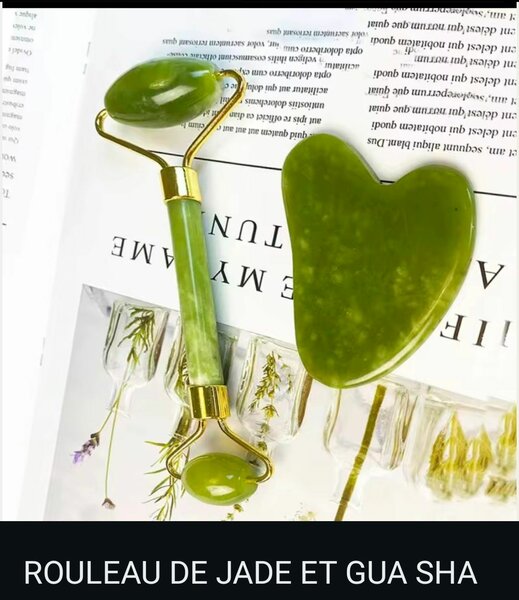 Dove et rouleau de jade