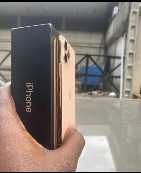 iPhone 11 Pro 256 Go Doré