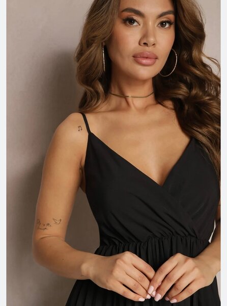 Robe longue élégante noire