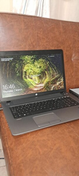 Hp 17inch  laptop